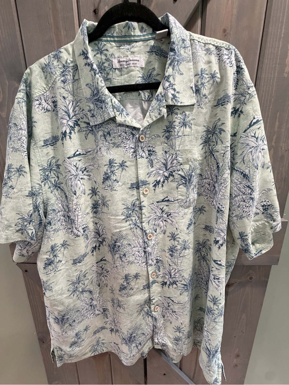 Tommy Bahama Coconut Point Shirt Men XXL Green Tropical Hawaiian Tencel